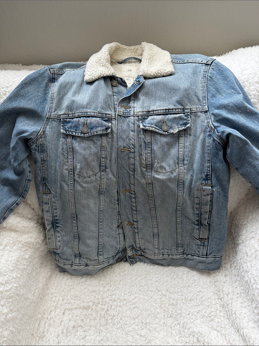 H&M Light Blue Denim Jacket with Cream Sherpa Collar and lining.